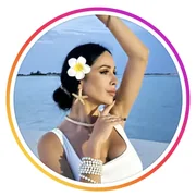 Aselya K.